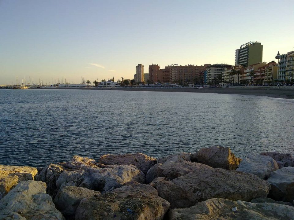 como llegar a fuengirola apartamentos mediterráneo real costa del sol turismo