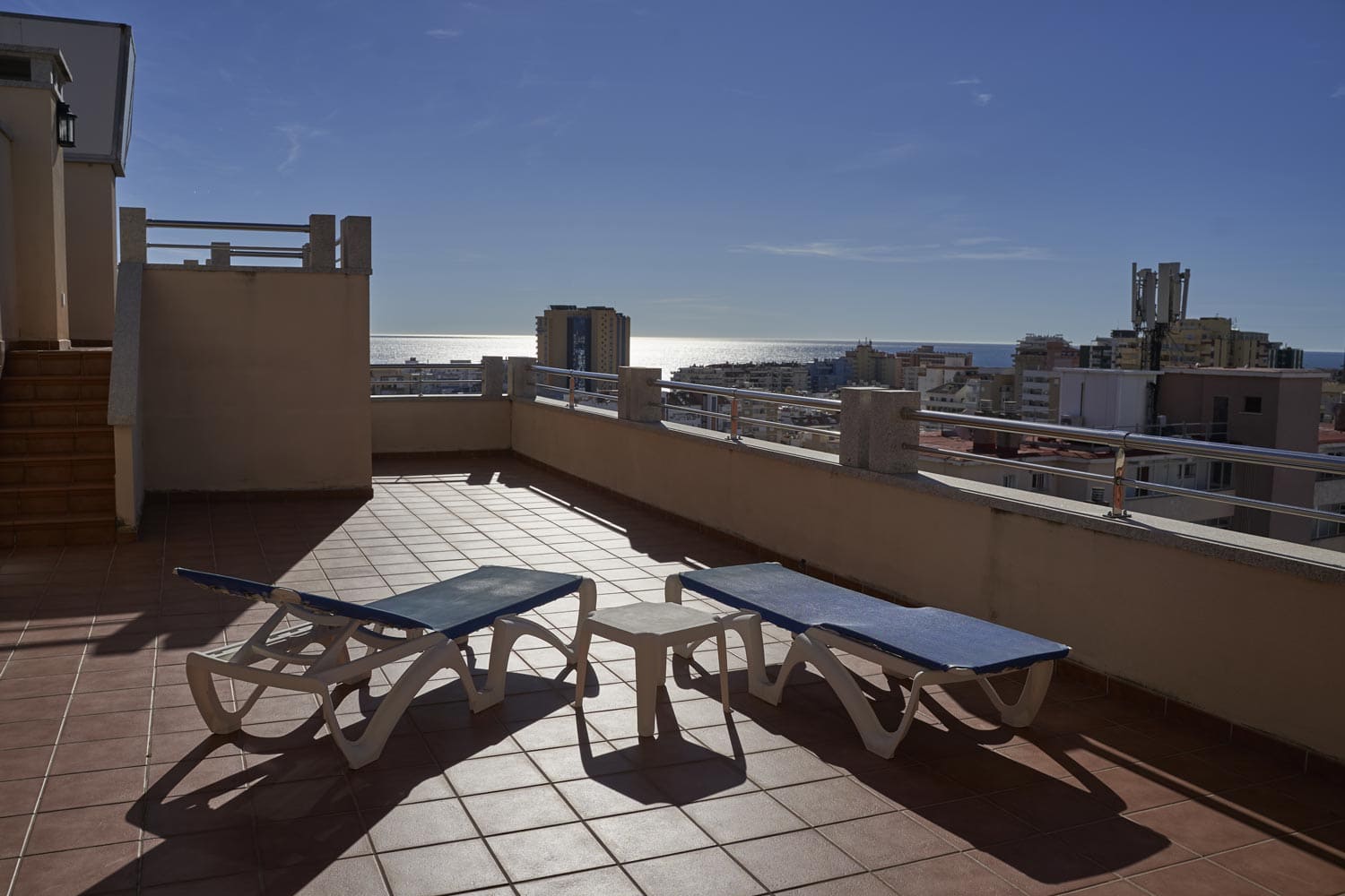 Eres un Nómada Digiltal Disfruta de la Costa del Sol Apartamentos Mediterraneo real Fuengirola costa del sol larga estancia